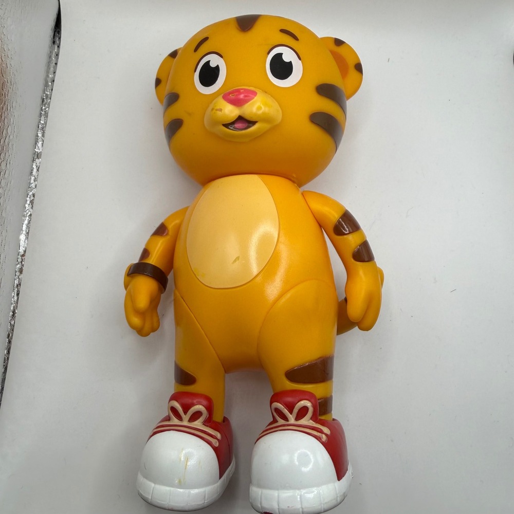 Daniel Tiger Neighborhood Jakks Pacific 7 Inch Action Figure Toy Orange‎ Tiger